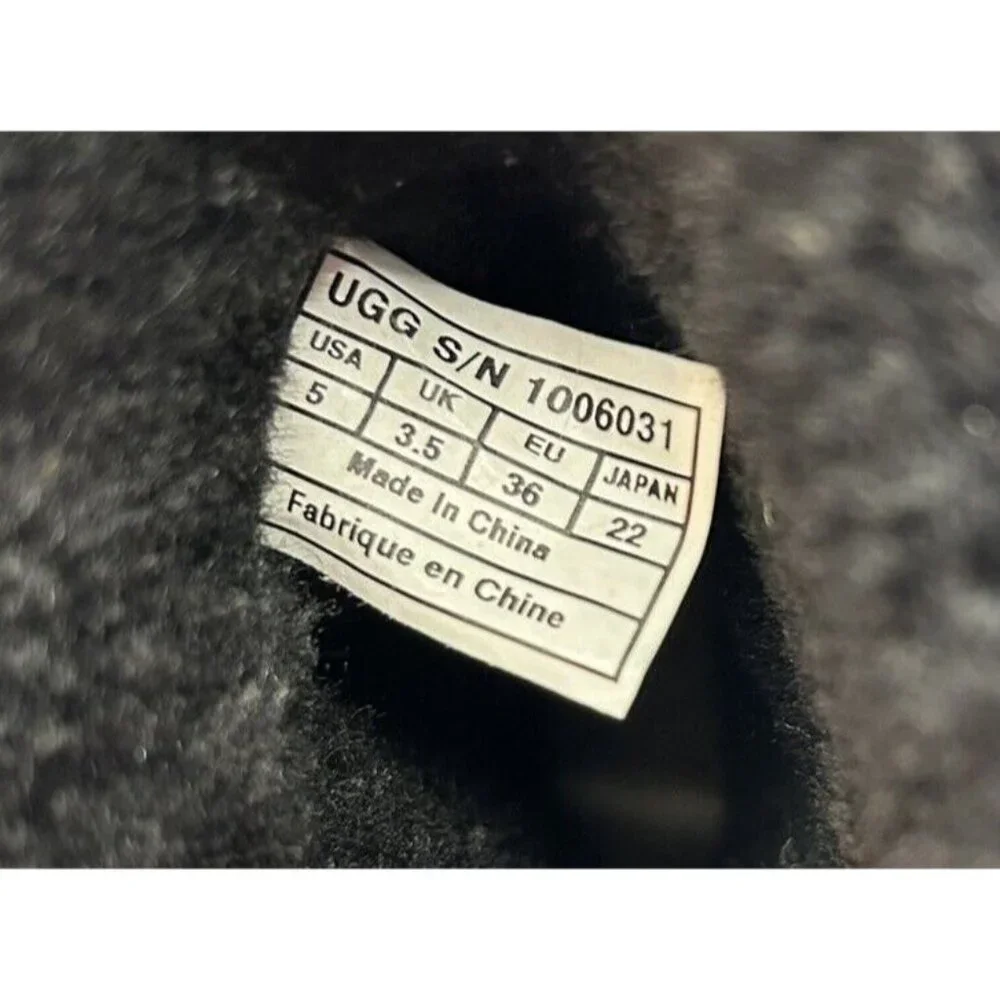 UGG Australia PIERCE 1006031 US 5M EUR‎ 36 Black Suede Sheepskin Winter Boots